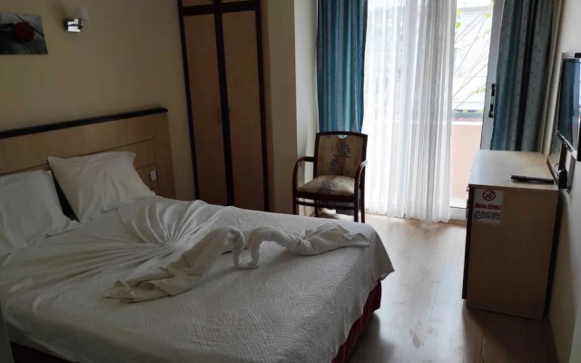 Ayhan Otel