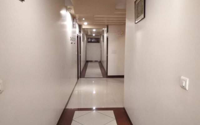 Hotel Rajlaxmi by OYO Rooms