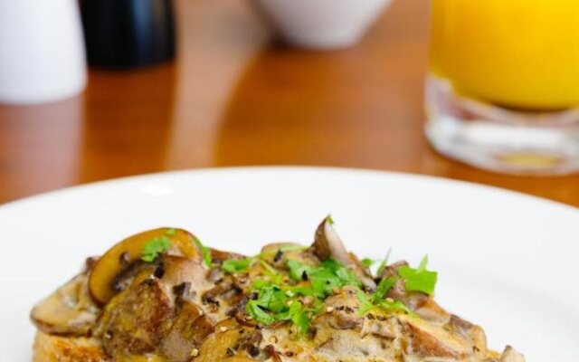 St Valery Boutique Bed + Breakfast