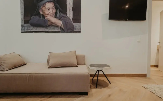 Comfy Studios
