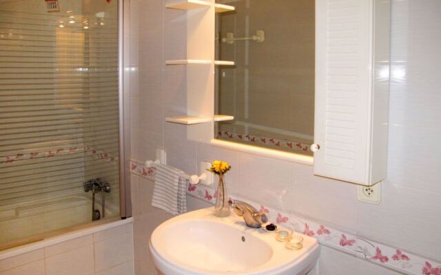 Apartamentos Amores (TEL201)