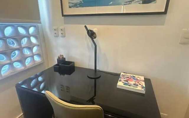 Apartamento Copanema Deluxe HIR 30
