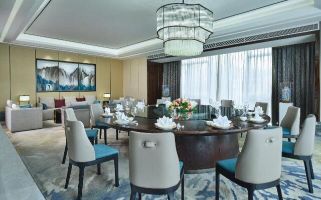 Holiday Inn Guangzhou South Lake