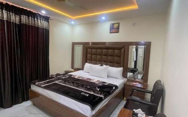 Royal Palace Hotel Lahore