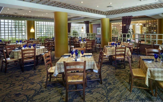 Embassy Suites by Hilton Parsippany