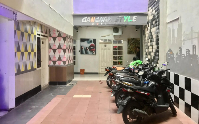 OYO 2481 Gangnam Style Residence
