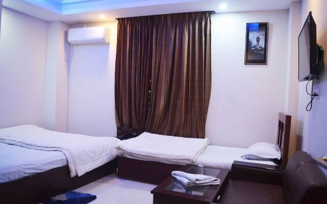 Hotel Sky Park