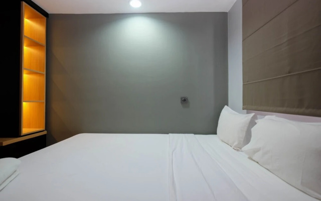 Minimalist And Nice Studio At Evenciio Margonda Apartment