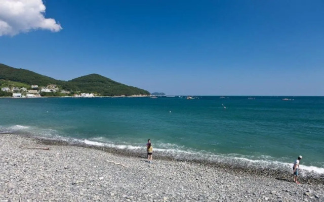 Geojedo New Happiness Pension