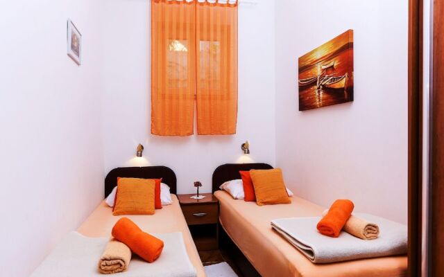 Apartments Lina