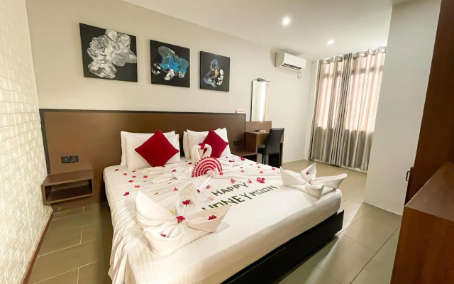 Nala Beach Inn