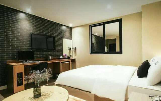 The Hotel Changwon