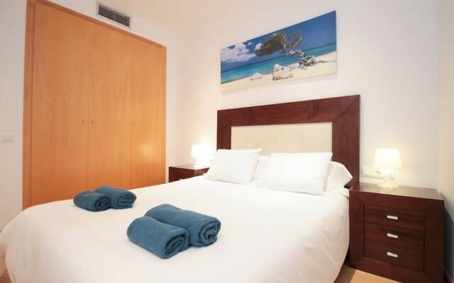 F03 Apartment with private rooftop