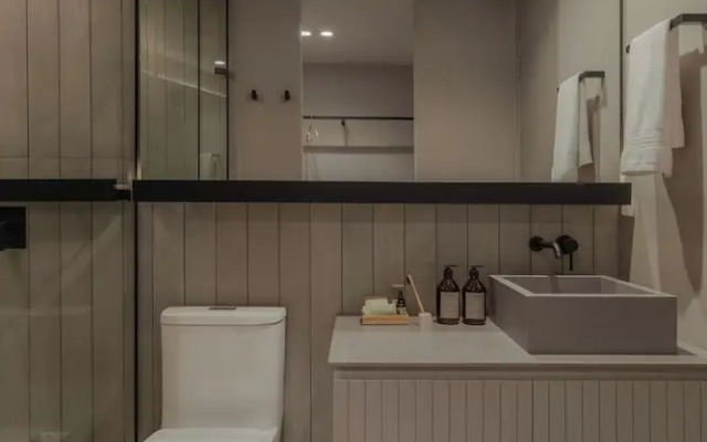 Wake BioHotel