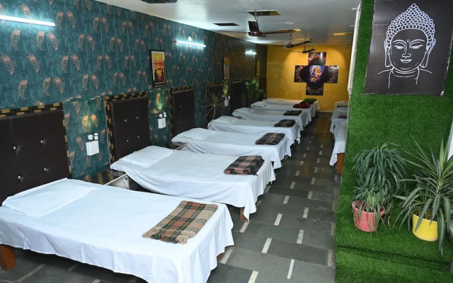 Siddhivinayak Temple Guest House