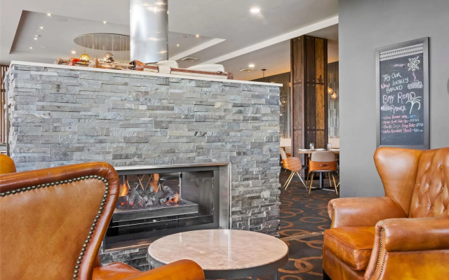 Mercure Kooindah Waters Central Coast – Lobby – Wyong