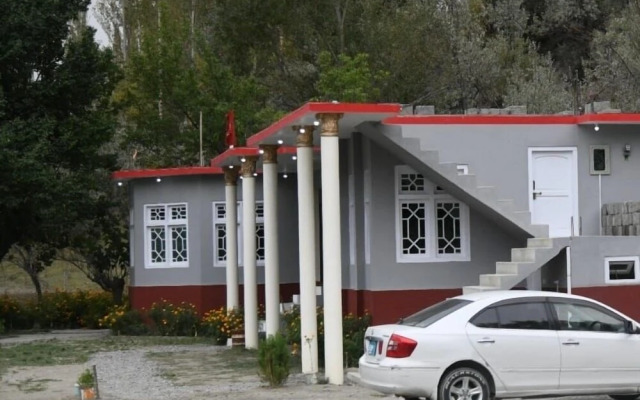 Kachura Gateway Hotel