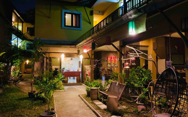 Thapae Boutique House