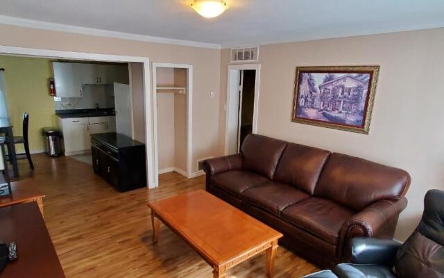 Comox Valley Inn & Suites