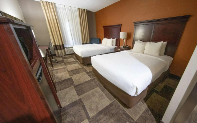 Comfort Inn & Suites Hutchinson