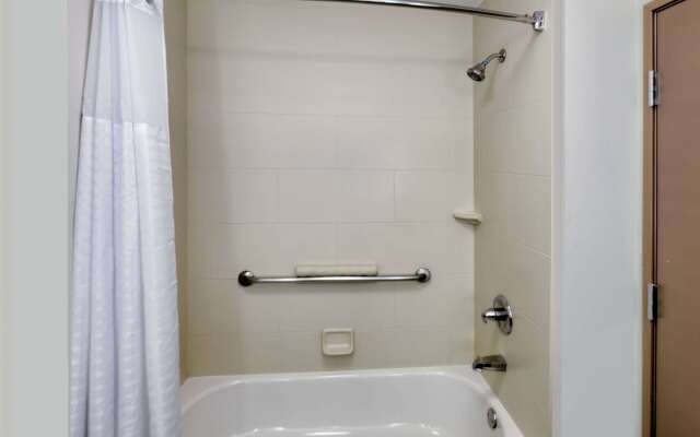 La Quinta Inn & Suites by Wyndham Clinton Historic Route 66