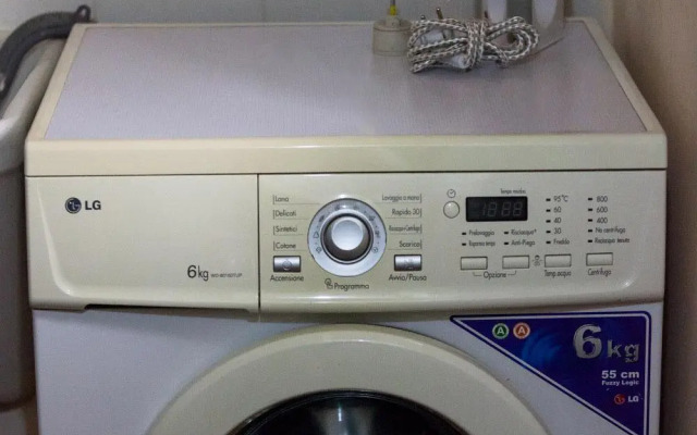 Travellers Photo Home