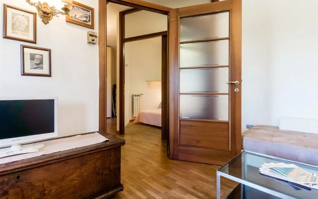 Anzani Apartment