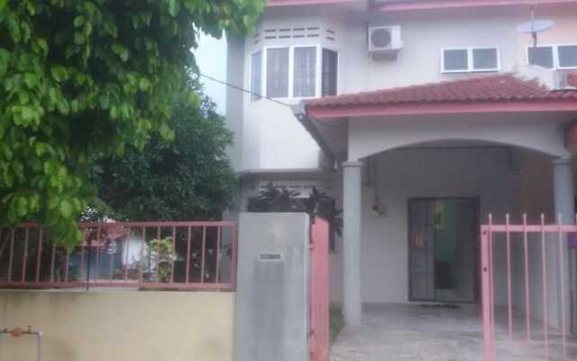Linda Homestay