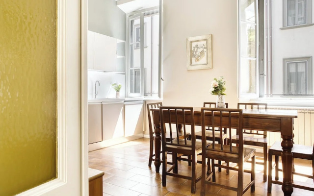 JOIVY Cute flat near Guastalla Gardens