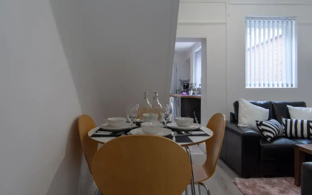 Lux Apartments 3 Bedroom House - Bala