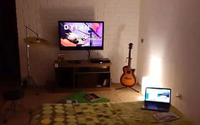 Sebris Cafic Art Gallery House