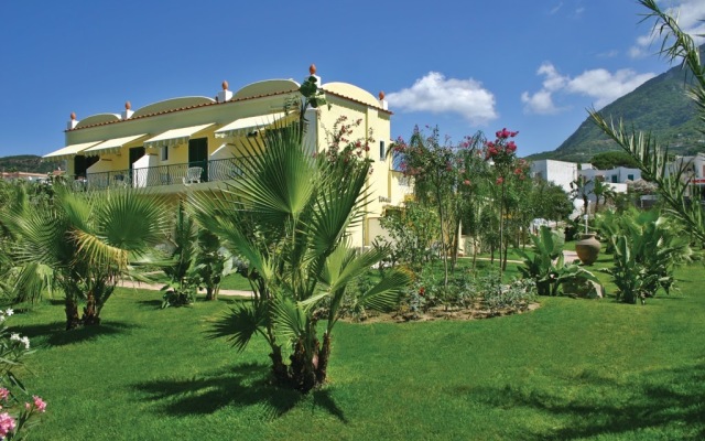 La Villa Resort & Spa