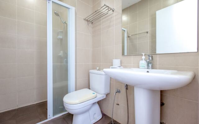 Taragon Residence Private Premier En-suite by AirPlan