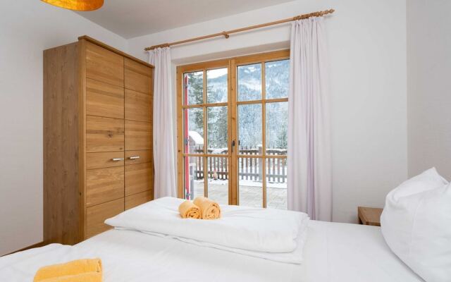 Quaint Chalet in Wald im Pinzgau with Garden near Ski Slopes
