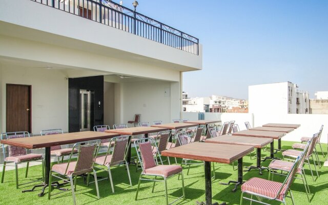 OYO 35787 Hotel Lotus