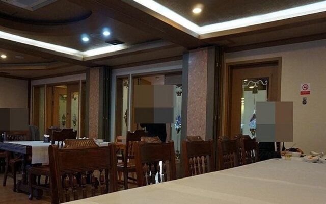 Yusimcheon Guesthouse