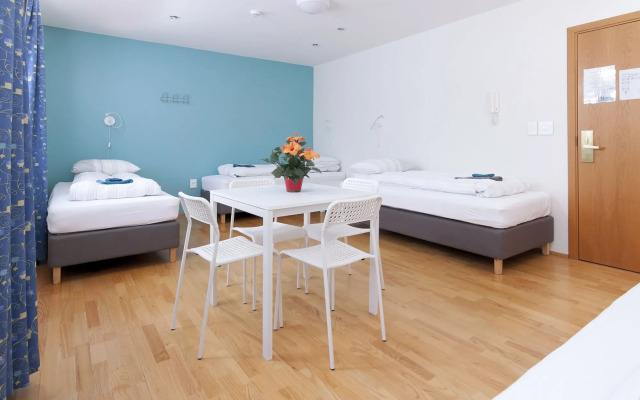 Start Hostel