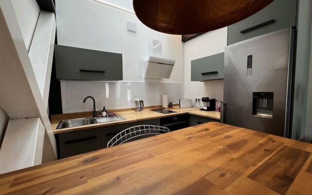 New Exclusive 2 Bedroom Apartment Hamburg
