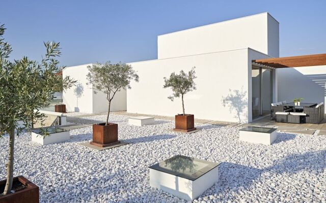 Oliveira House