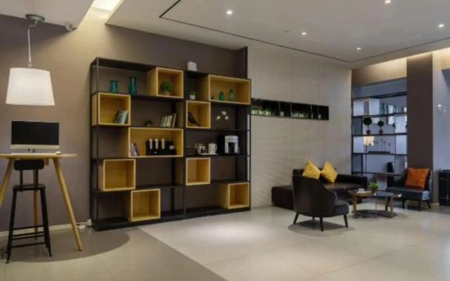 怡莱酒店(青州宋城古城景区店)