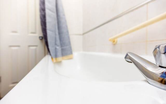 Anson House - Deluxe Guest Room 2