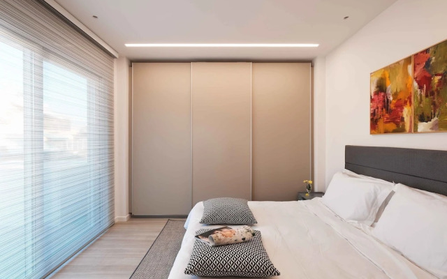 Sunlight Acropolis Loft
