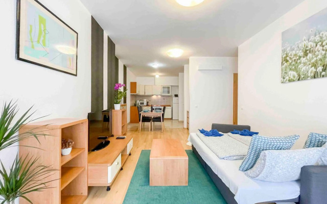 Opera Residence