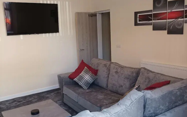 Rose James Apartments