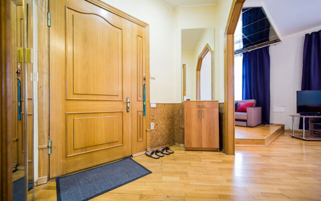 Апартаменты Пять Звезд Шикарная квартира с камином