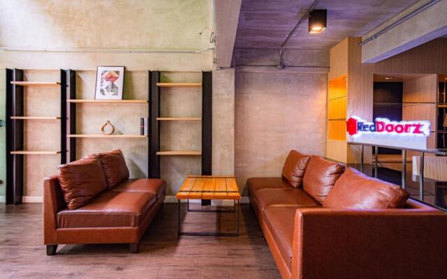 RedDoorz @ DJ Guesthouse Hua Hin 23