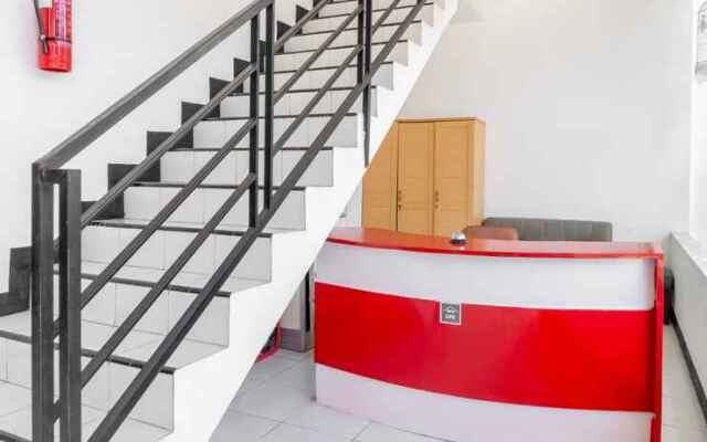 OYO 2952 Elohim Kost