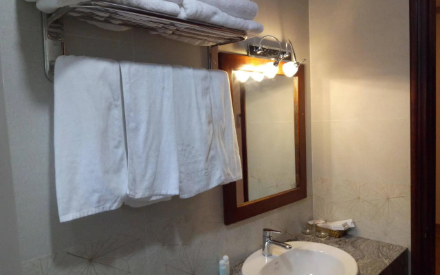 Thai Hoang Gia Hotel
