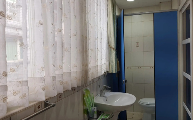 Dongshan River Left bank B&B