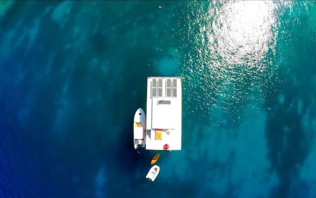 Aqua Lodge Les Saintes